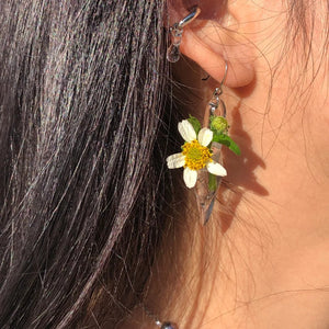 Floral Perfume Earrings | The Aroma Diffuser Collection