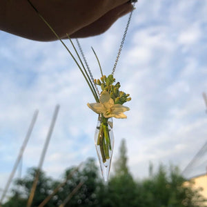 Floral Scent Necklace