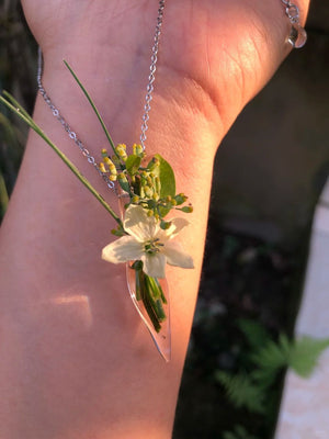 Floral Scent Necklace